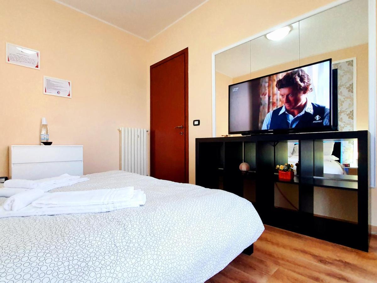 Guest Holiday Gramsci Reggio Emilia Exterior photo